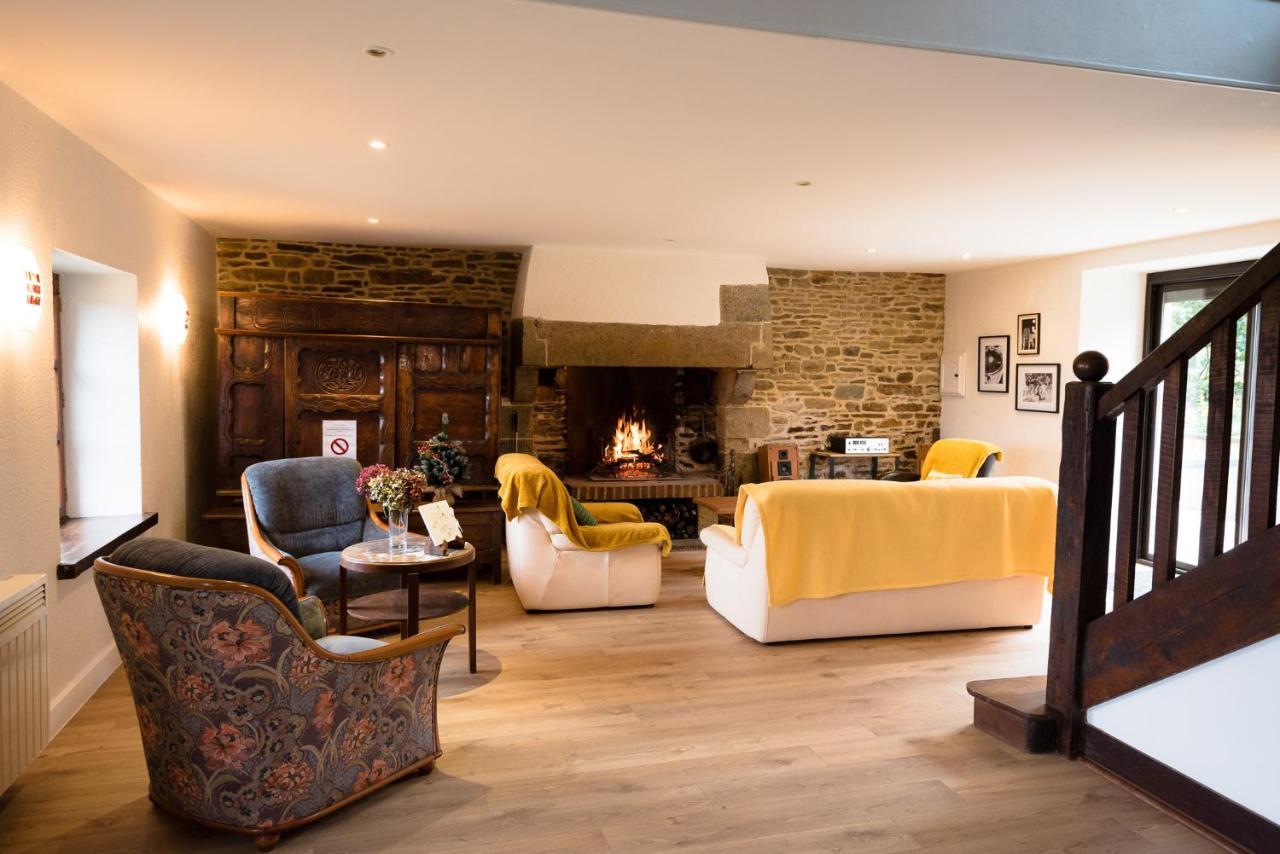 Gite De Charme Avec Spa, Baie Du Mont St Michel Sougéal Eksteriør bilde